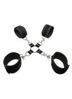 Cоединенные фиксацией наручники и наножники Extreme Hog-Tie Kit