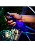 Фиолетовый пульсатор с клиторальным лепестком Bi Stronic Fusion (21,5 см)