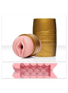 Мини-мастурбатор для тренировки выносливости Fleshlight Quickshot Stamina