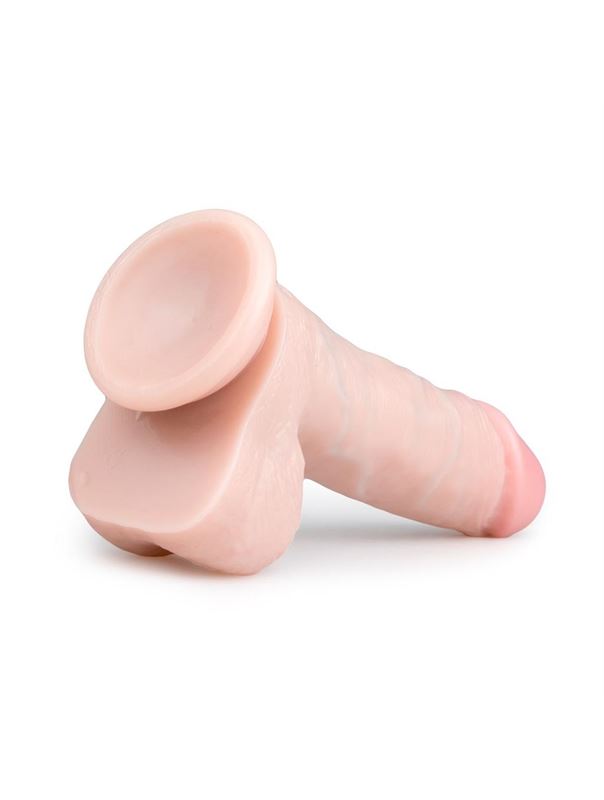 Телесный фаллоимитатор Realistic Dildo (17,5 см)