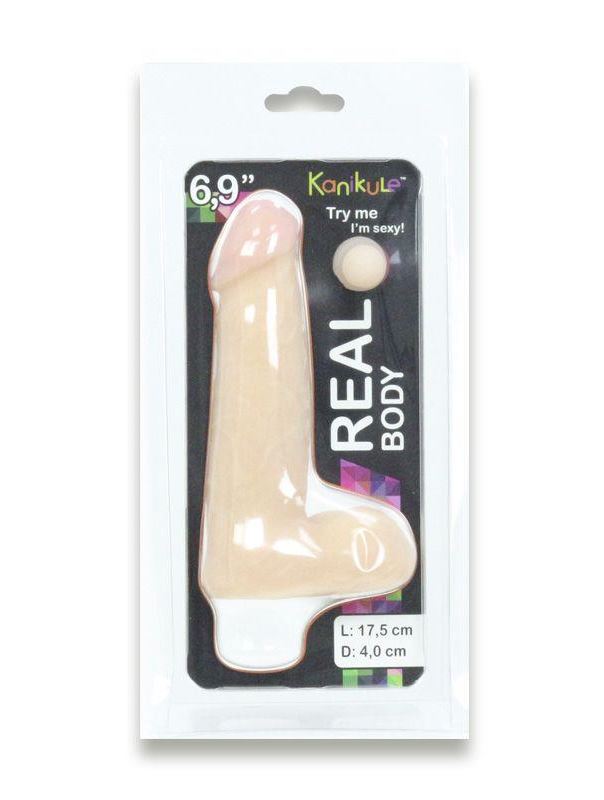 Насадка на пояс Harness с мошонкой Real body - 17,5 см.