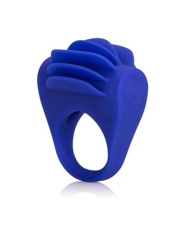 Синее эрекционное кольцо Silicone Fluttering Enhancer с рёбрышками и вибрацией