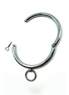 Металлический ошейник с кольцом для фиксации