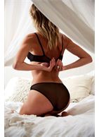 Полупрозрачные трусики-слипы из сетки