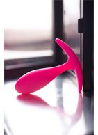 Ярко-розовая удлиненная анальная пробка (7,2 см)