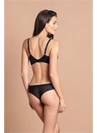 Бюстгальтер с мягкими чашками, украшенными цветочной вышивкой