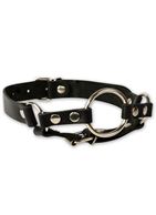 Кляп-кольцо на чёрных кожаных ремешках с застёжкой