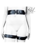 Черный кожаный пояс с гартерами