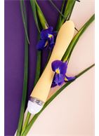 Желтый вибратор Calla классической формы (22 см)