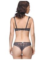 Бюстгальтер пуш-ап с крылышками на бретелях