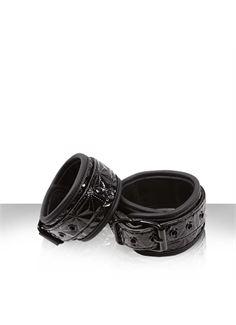 Черные соединенные цепью наручники SINFUL WRIST CUFFS