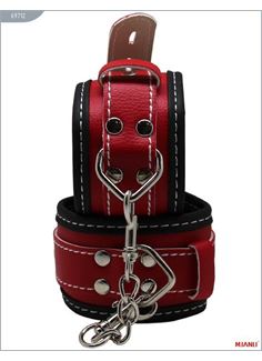 Чёрно-красные наручники Mjanu на мягкой подкладке с фиксацией