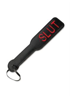 Черная шлёпалка с надписью Slut - 31,5 см.