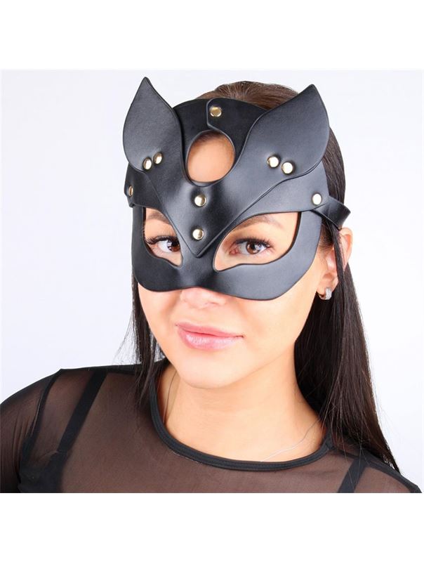 Черная игровая маска с ушками