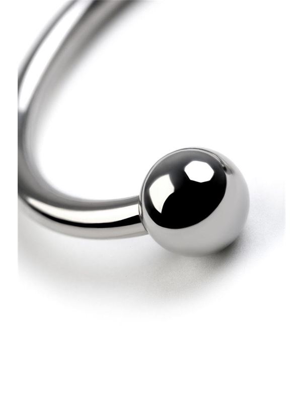 Серебристая подкова на головку пениса