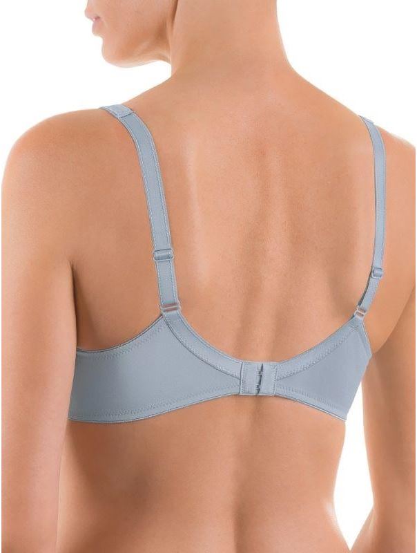 Нежно-голубой бюстгальтер на каркасах