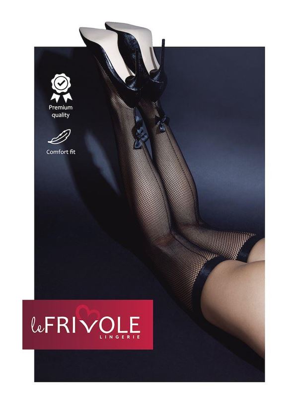 Чулки со стрелками и бантиком сзади