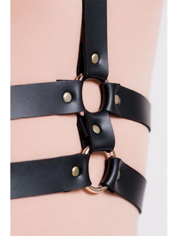 Чёрная портупея Vina