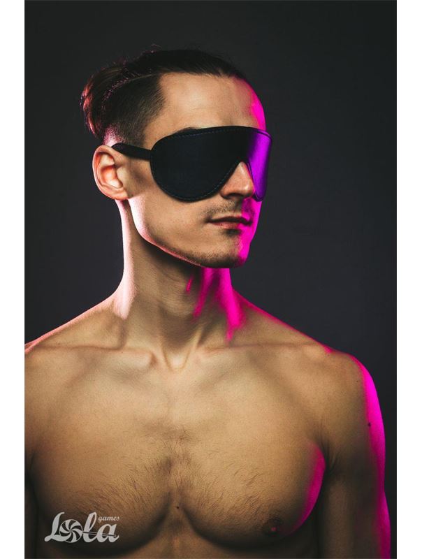 Черная маска Shy