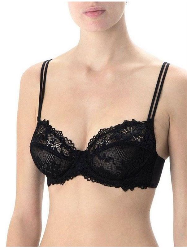 Нежный кружевной бюстгальтер с мягкими чашками