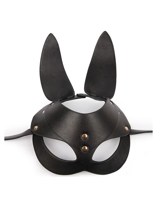 Черная маска с удлиненными ушками и заклепками