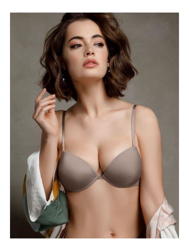 Бюстгальтер пуш-ап с гелевыми чашками