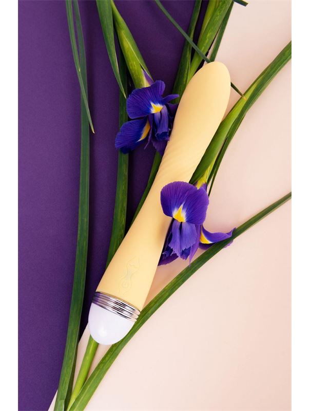 Желтый вибратор Calla классической формы (22 см)